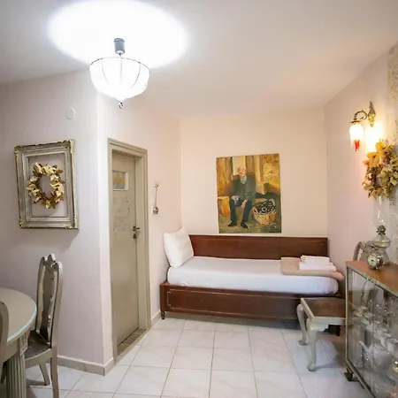 Charouda Holiday home *