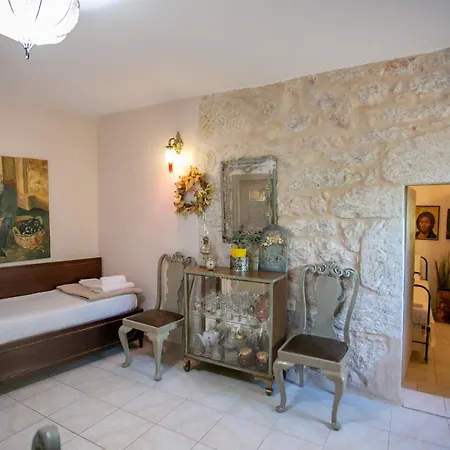 Ferienhaus Charouda Pírgos Dhiroú